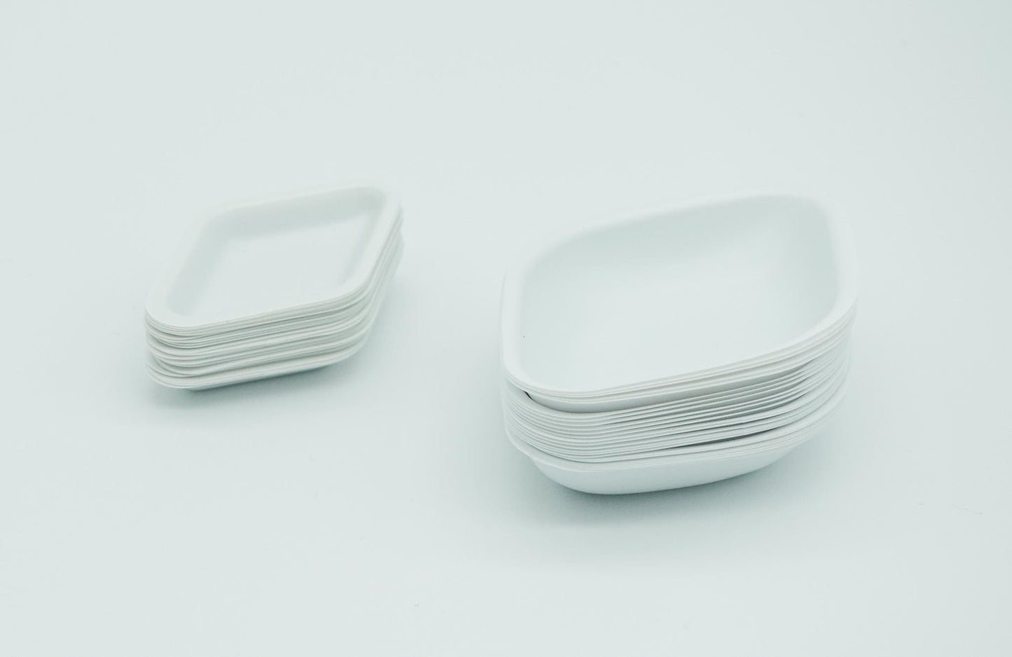 Weighing boats (25x)
